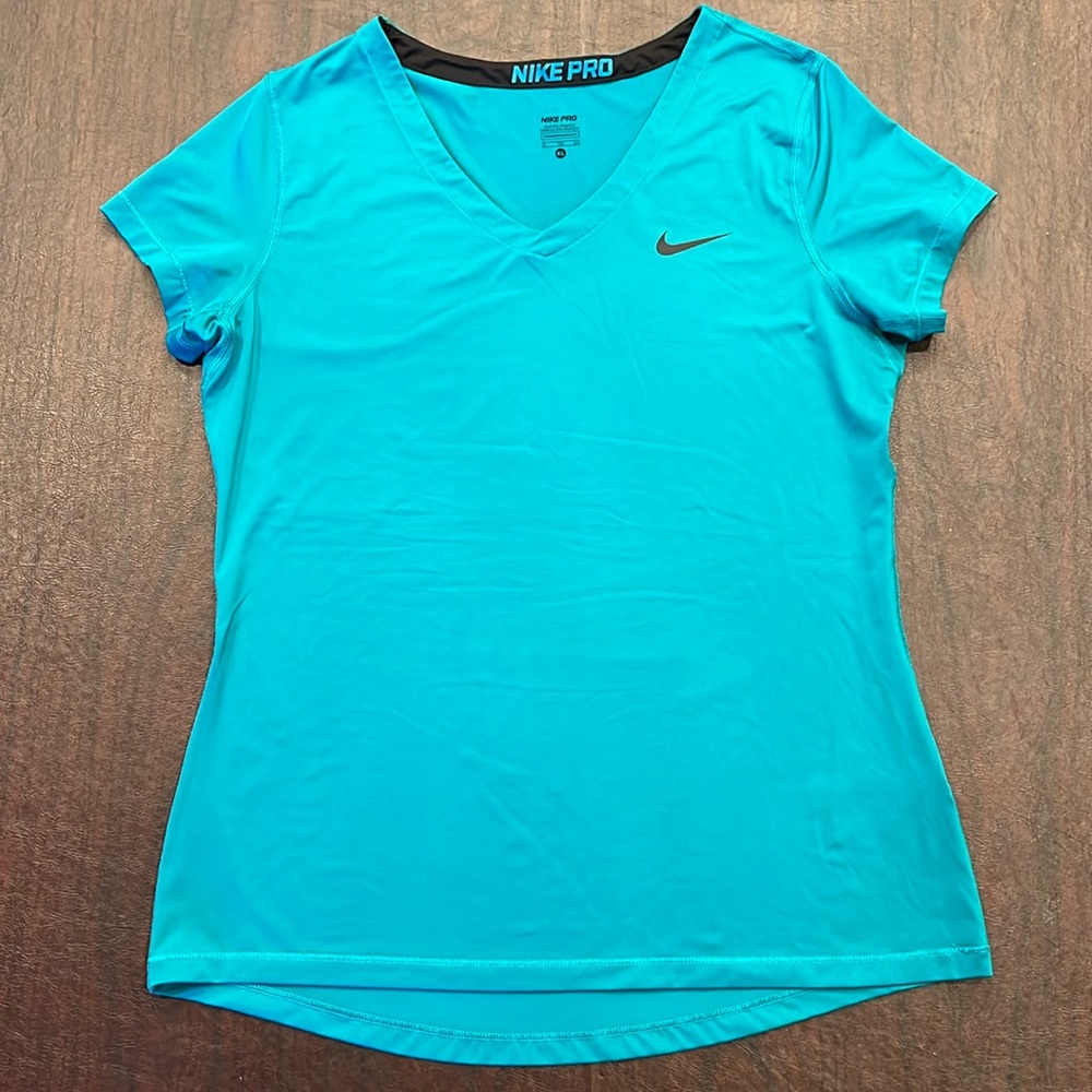 Nike Pro Green Top